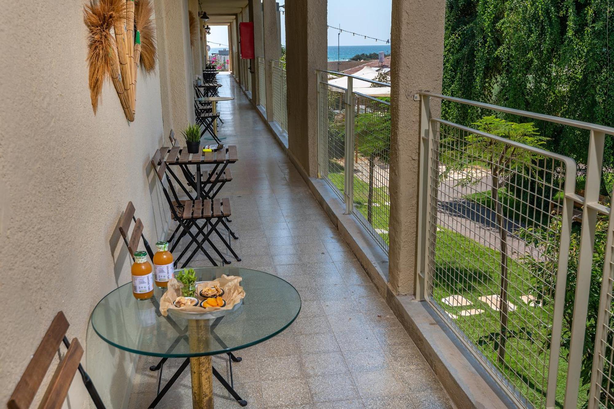 Alaya Poleg Hotel Netanya Bagian luar foto